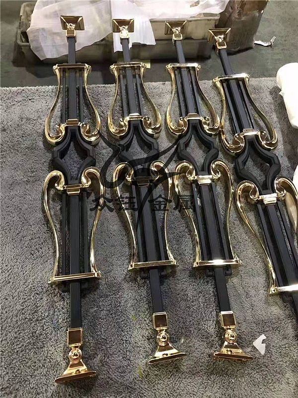 304不銹鋼立柱 欄桿批發(fā) 工程玻璃陽臺樓梯扶手配件（圖ZMjQ4NDk2NjE2） - 酒店餐飲設計 - 站酷設計師眾鈺金屬原創(chuàng)素材 - 站酷ZCOOL