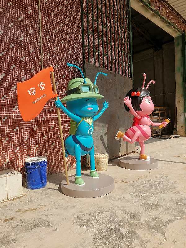 创意定制玻璃钢蚂蚁卡通 雕塑玻璃钢人物卡通