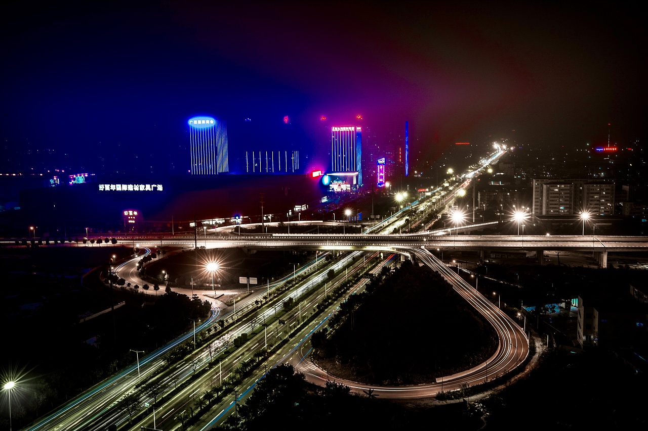 深圳华南城夜景图片