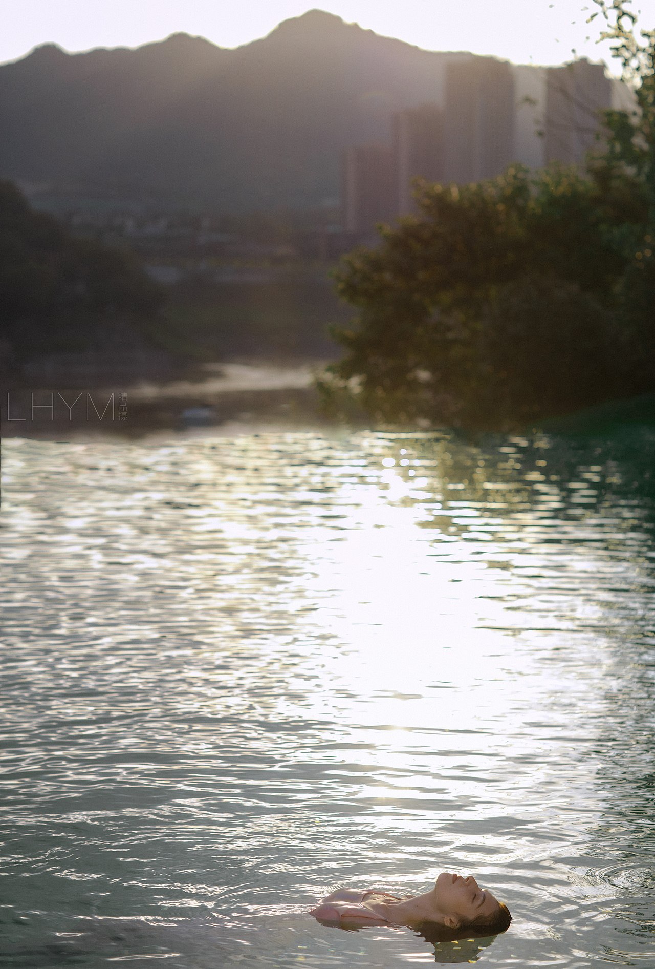 人像摄影 | 辰光✨ · 创作（图ZMjY3NjY5Mjky） - 人像摄影 - 站酷设计师宏密视觉原创素材 - 站酷ZCOOL