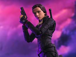 玩具攝影：黑寡婦