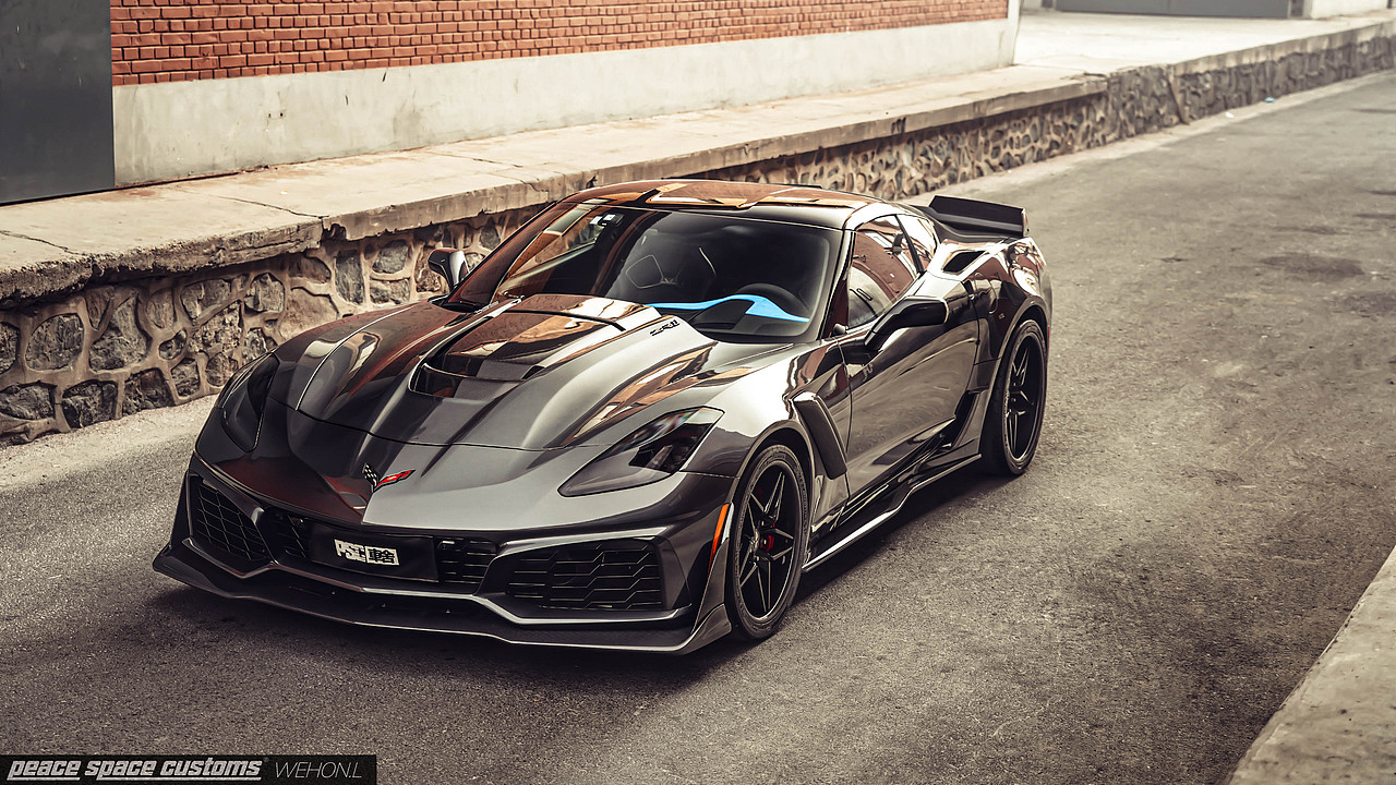 汽车摄影:雪佛兰 科尔维特c7 双车