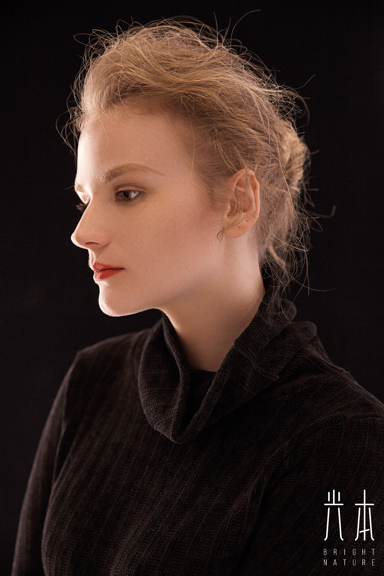 光本肖像摄影之个人经典黑色背景肖像拍摄