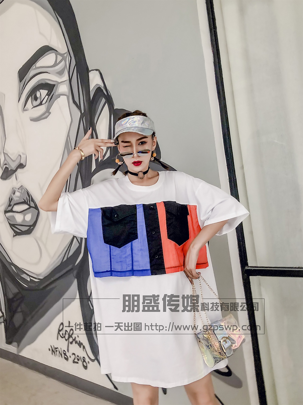 淘宝服装摄影街头潮酷风格