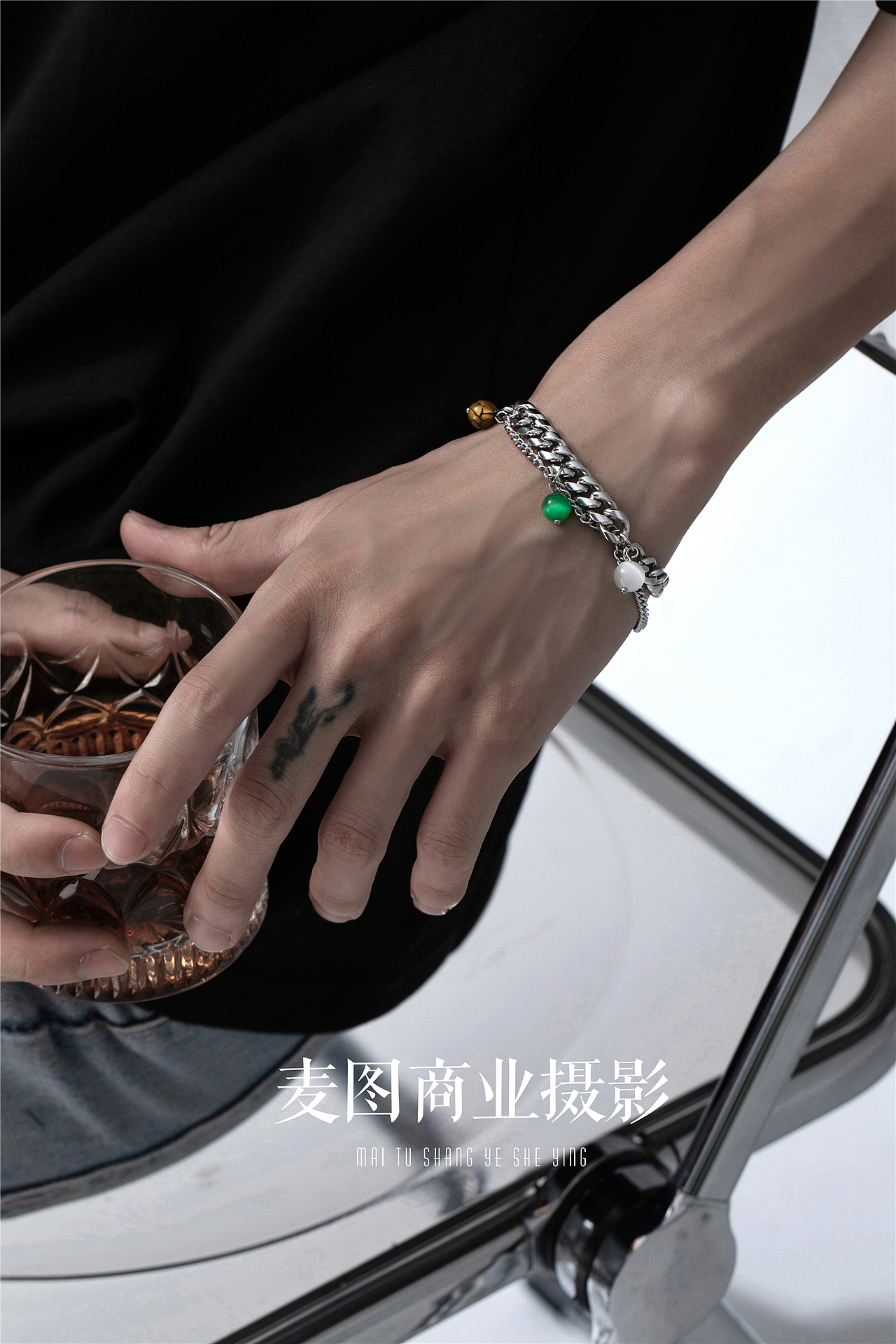 男模无头风项链手链戒指耳钉模特图（图ZMzEwMDg0ODIw） - 人像摄影 - 站酷设计师麦图商业摄影原创素材 - 站酷ZCOOL