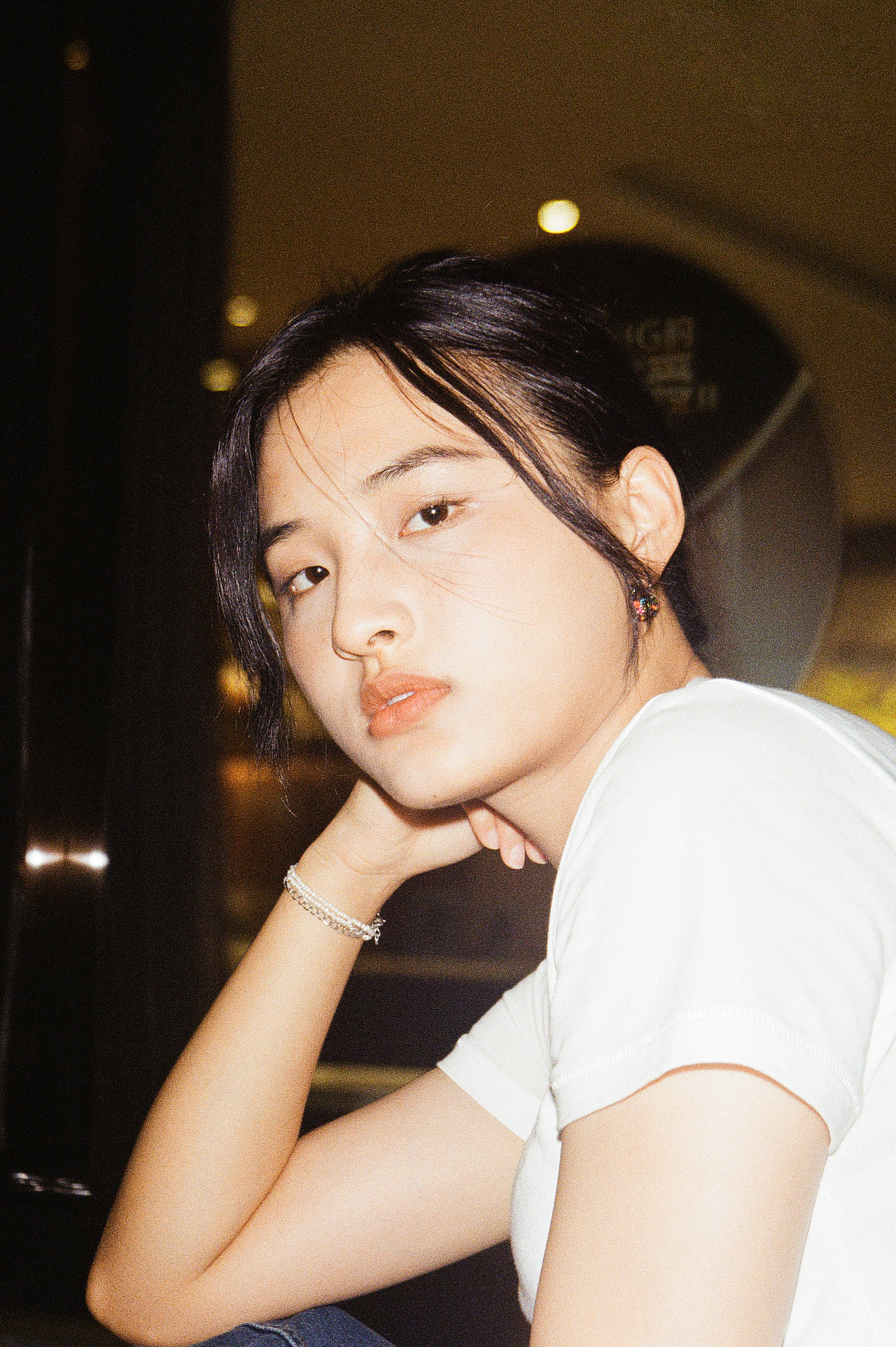 雨巷（圖ZMjcwNTM0NTEy） - 人像攝影 - 站酷設(shè)計師長腿老頭Art原創(chuàng)素材 - 站酷ZCOOL