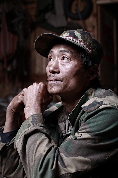 俄亚影像志 - 探寻多夫多妻制的最原始纳西族分支 - 1（图ZNzg5NjIyMA==） - 人像摄影 - 站酷设计师fotothink原创素材 - 站酷ZCOOL