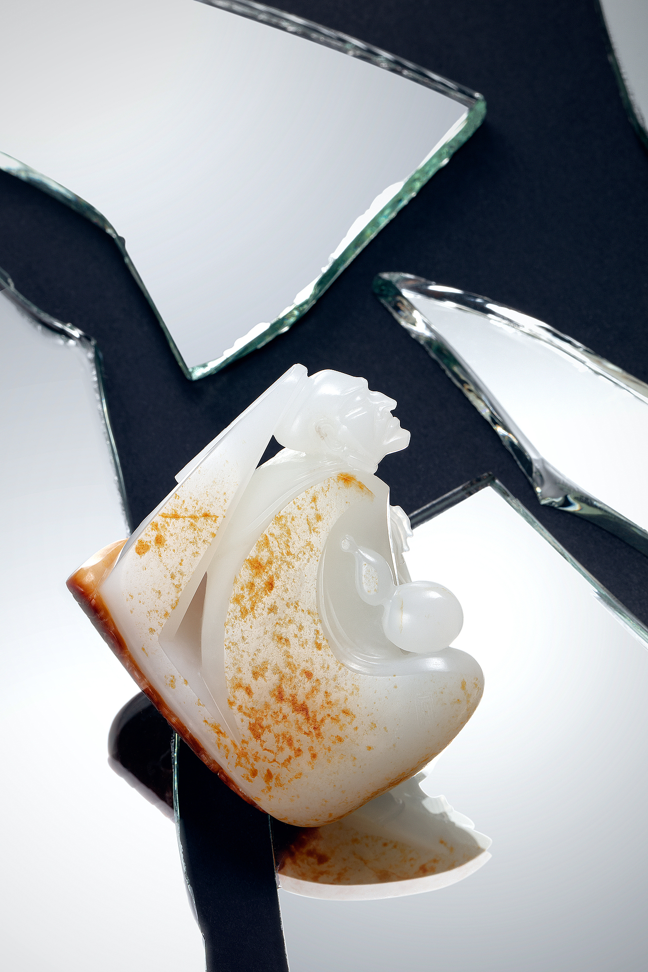 《玉面朝天》-玉雕艺术品视觉