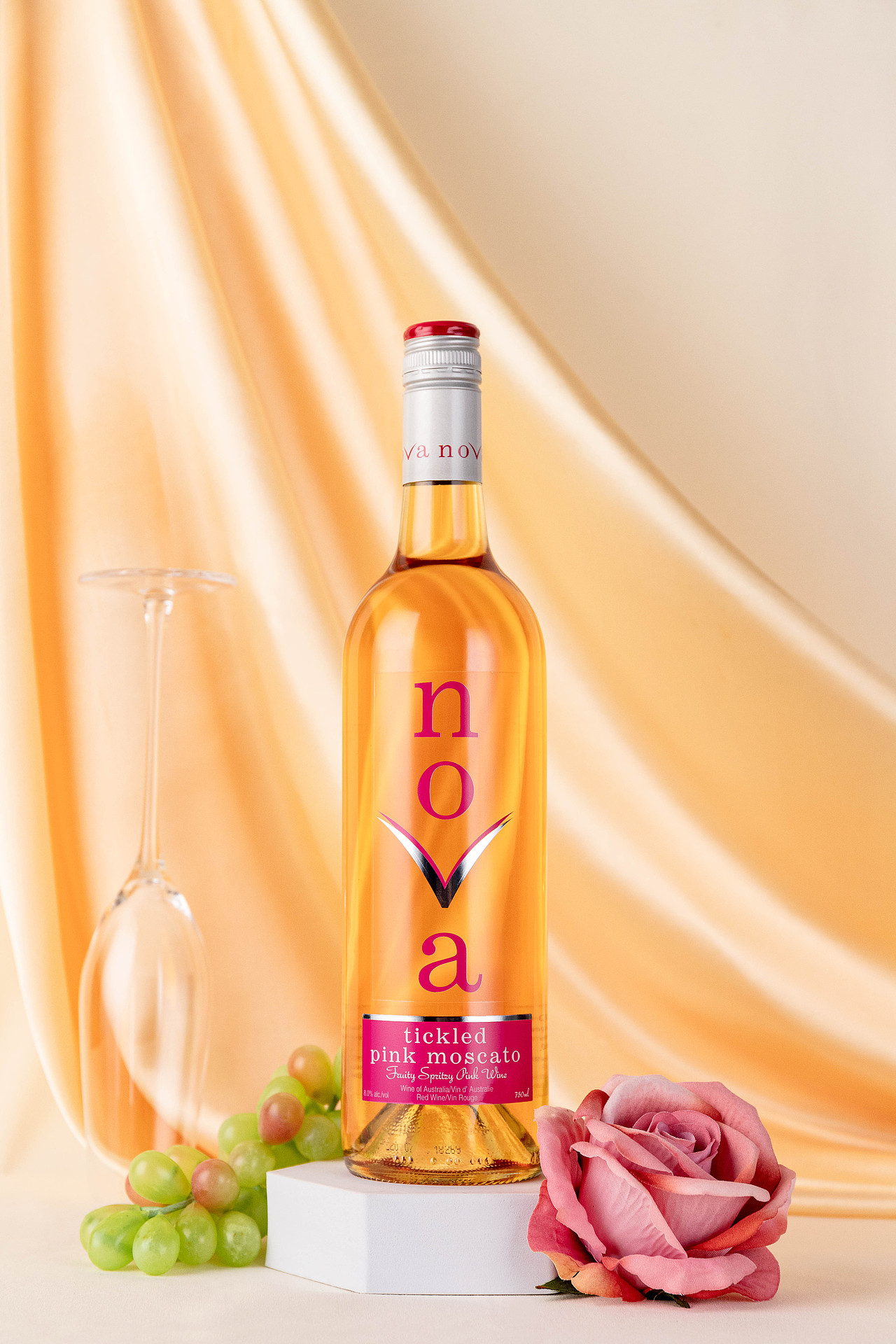 白葡萄酒丨产品摄影