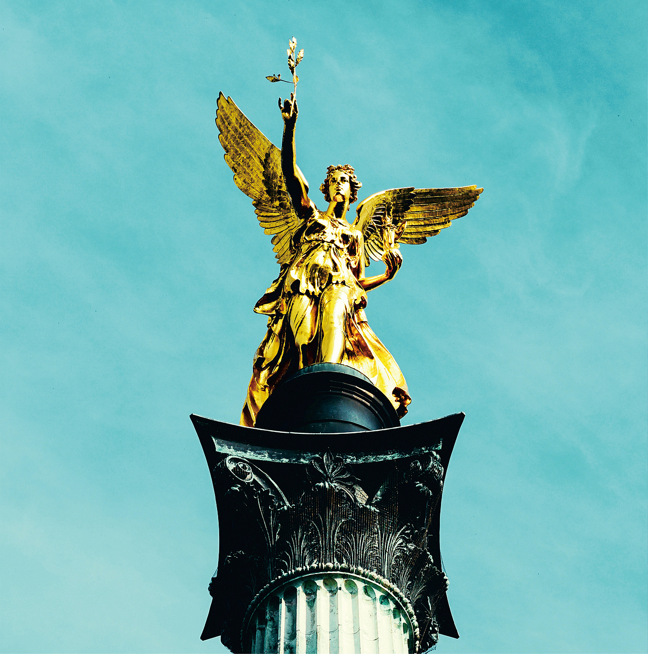 遇见|天空之城--书籍设计|画册版式设计|杂志排版设计（图ZMjIzNDIwMDQw） - 书籍/画册 - 站酷设计师近远设计原创素材 - 站酷ZCOOL