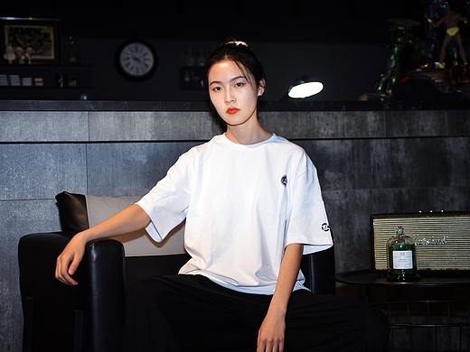 ZISKOOL 2020SS WE OWN THE NIGHT T-SHIRT