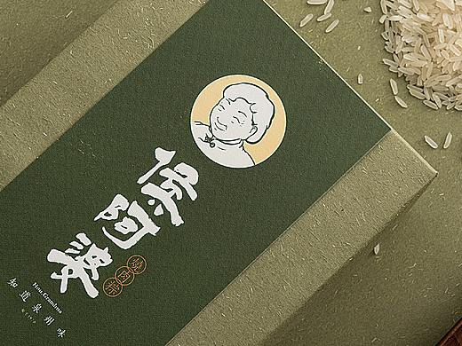 侯阿婆烧肉粽品牌形象塑造