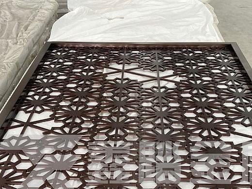 圆形铝板雕花屏风、红古铜铝板雕刻窗花借巧夺天工技艺