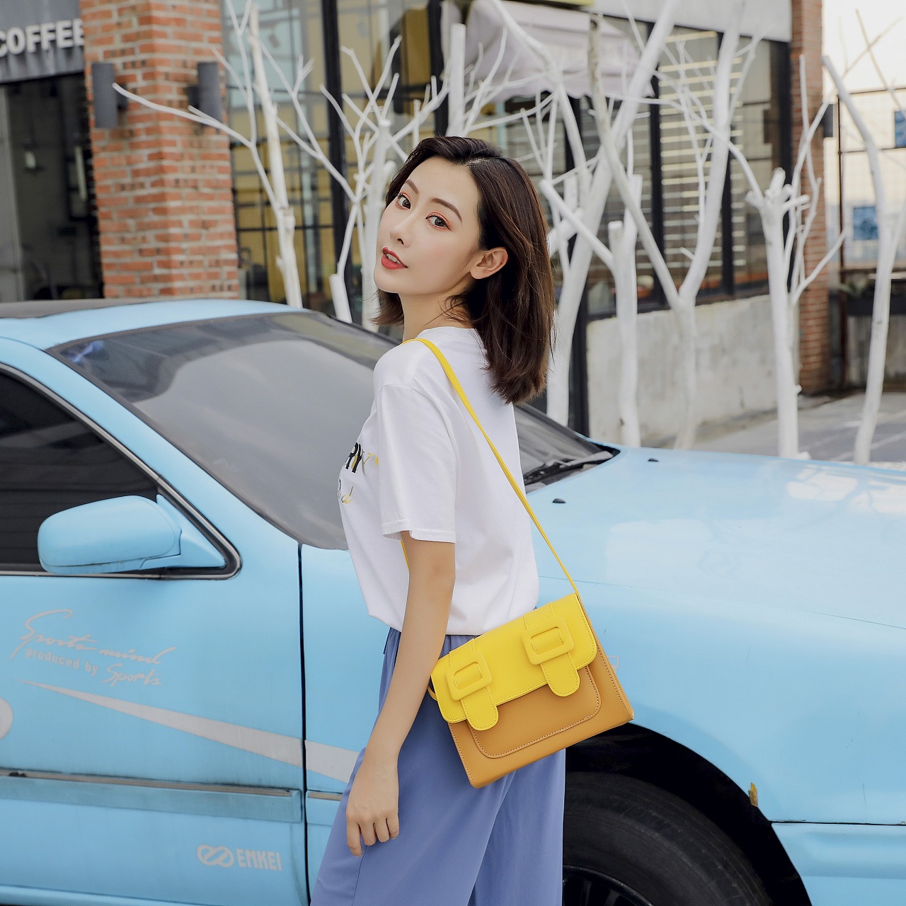 淘宝摄影服装拍摄衣服网拍内衣家居服模特拼拍摄影拍照