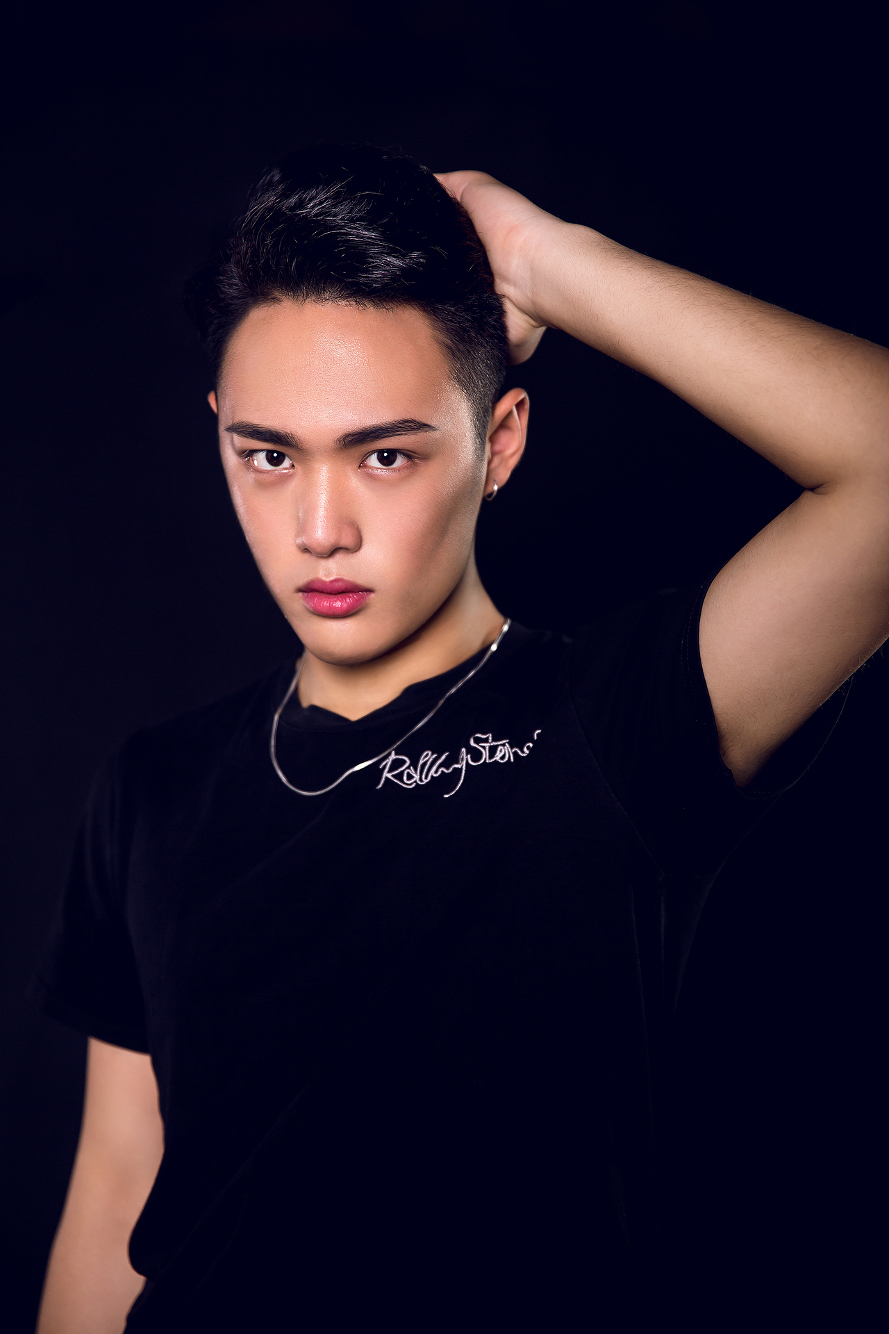 音乐歌手个人形象照