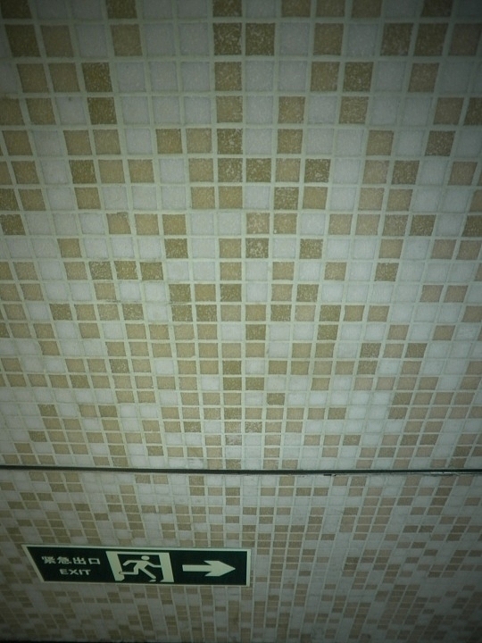 喜欢的旅途~~~~~~~~~~~乘坐地铁（一）（图ZMTkwNTg3MjQ=） - 风光摄影 - 站酷设计师氵莹氵莹女古女凉原创素材 - 站酷ZCOOL