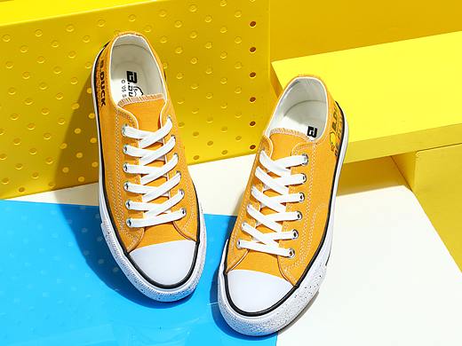 B.Duck成人帆布鞋（个人主页-ZNTExMTg2ODA=） - 产品摄影 - 站酷设计师零点聚焦视觉原创素材 - 站酷ZCOOL