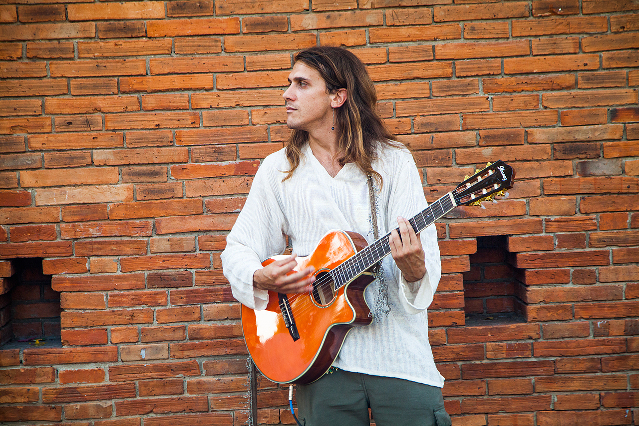 Thailand行摄记录(二)塔佩门前的美妙旋律（图ZNTYzNTc4NTY=） - 风光摄影 - 站酷设计师Daniel沈蛋妞原创素材 - 站酷ZCOOL