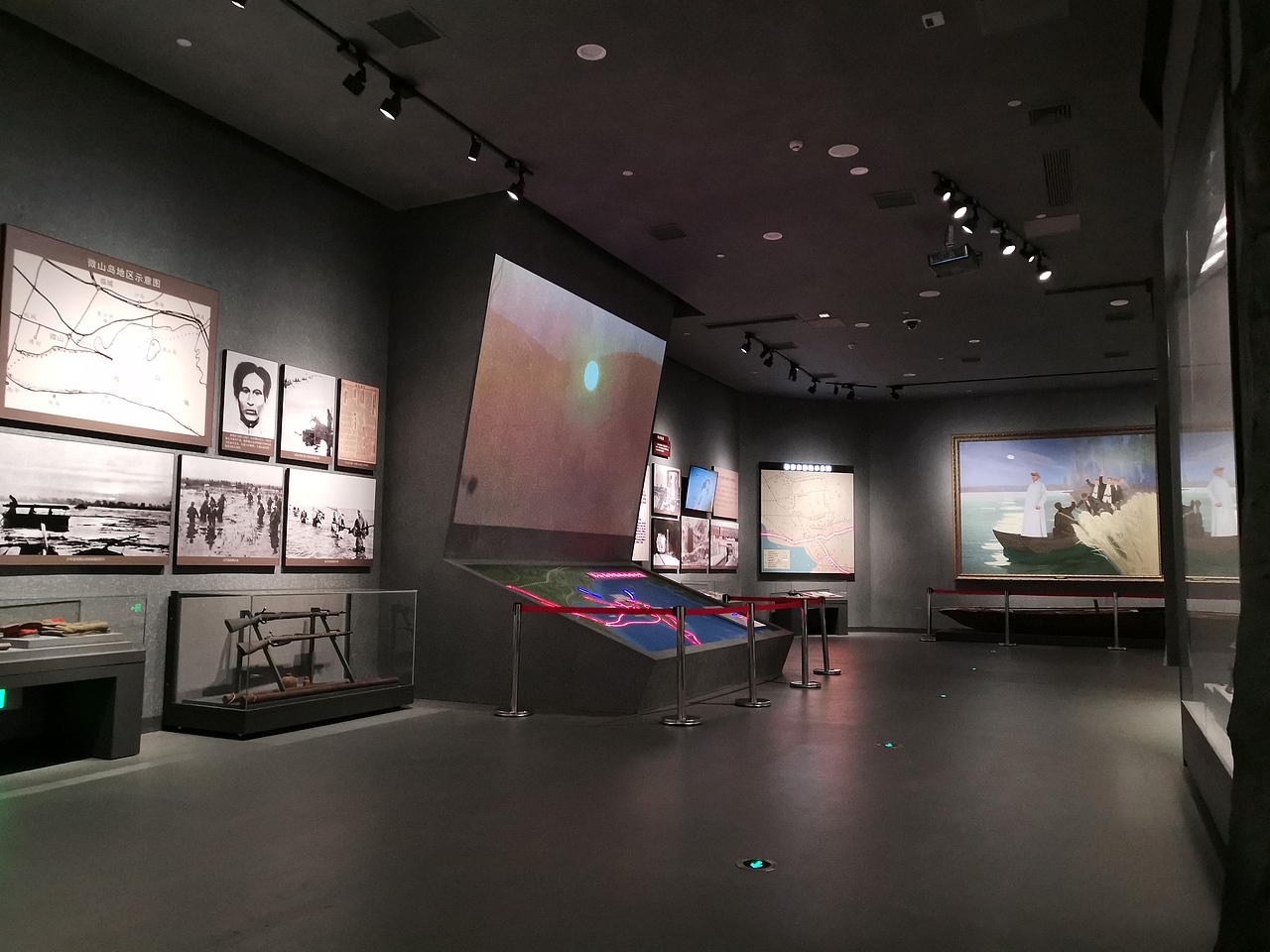 铁道游击队（图ZMjQzMDYzNTY4） - 展陈设计 - 站酷设计师海峰的风原创素材 - 站酷ZCOOL