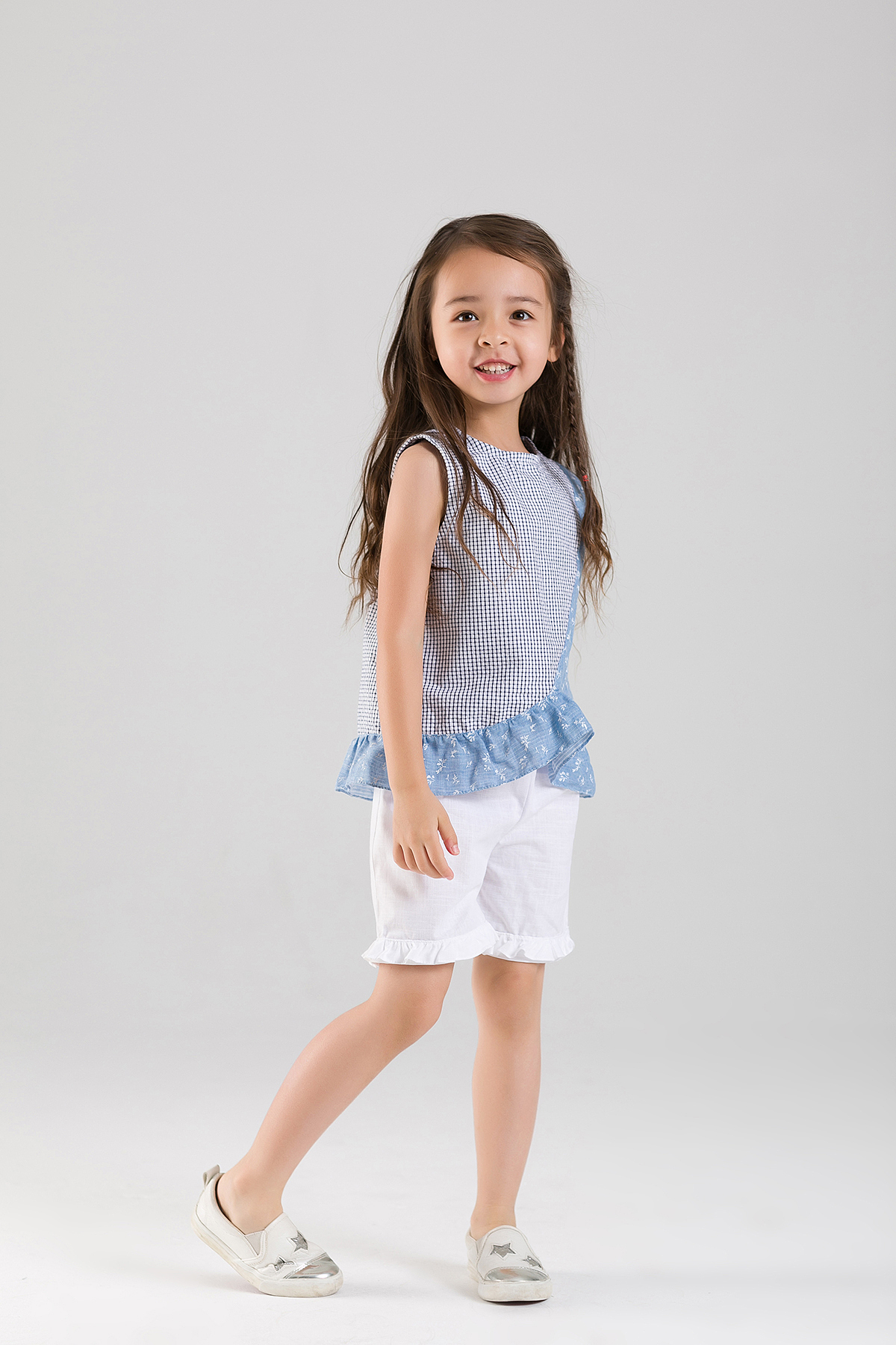 童装模特拍摄（图ZMTI2MjUxNDYw） - 产品摄影 - 站酷设计师影际摄影原创素材 - 站酷ZCOOL