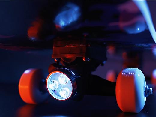 电商视频 | 滑板照明灯