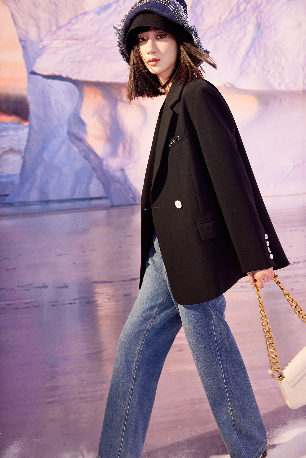 内景/春季女装修图