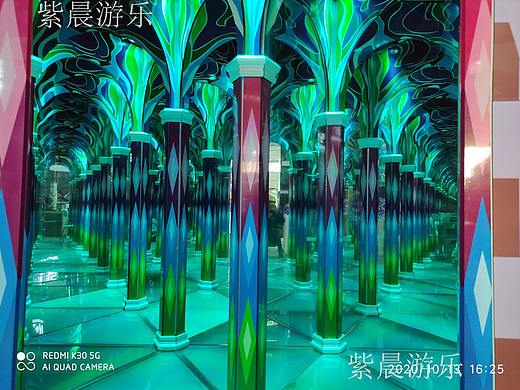 专业镜子迷宫源头厂家星空艺术馆网红项目组合