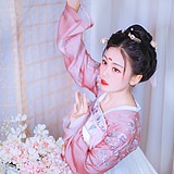 吴小小小卷的头像