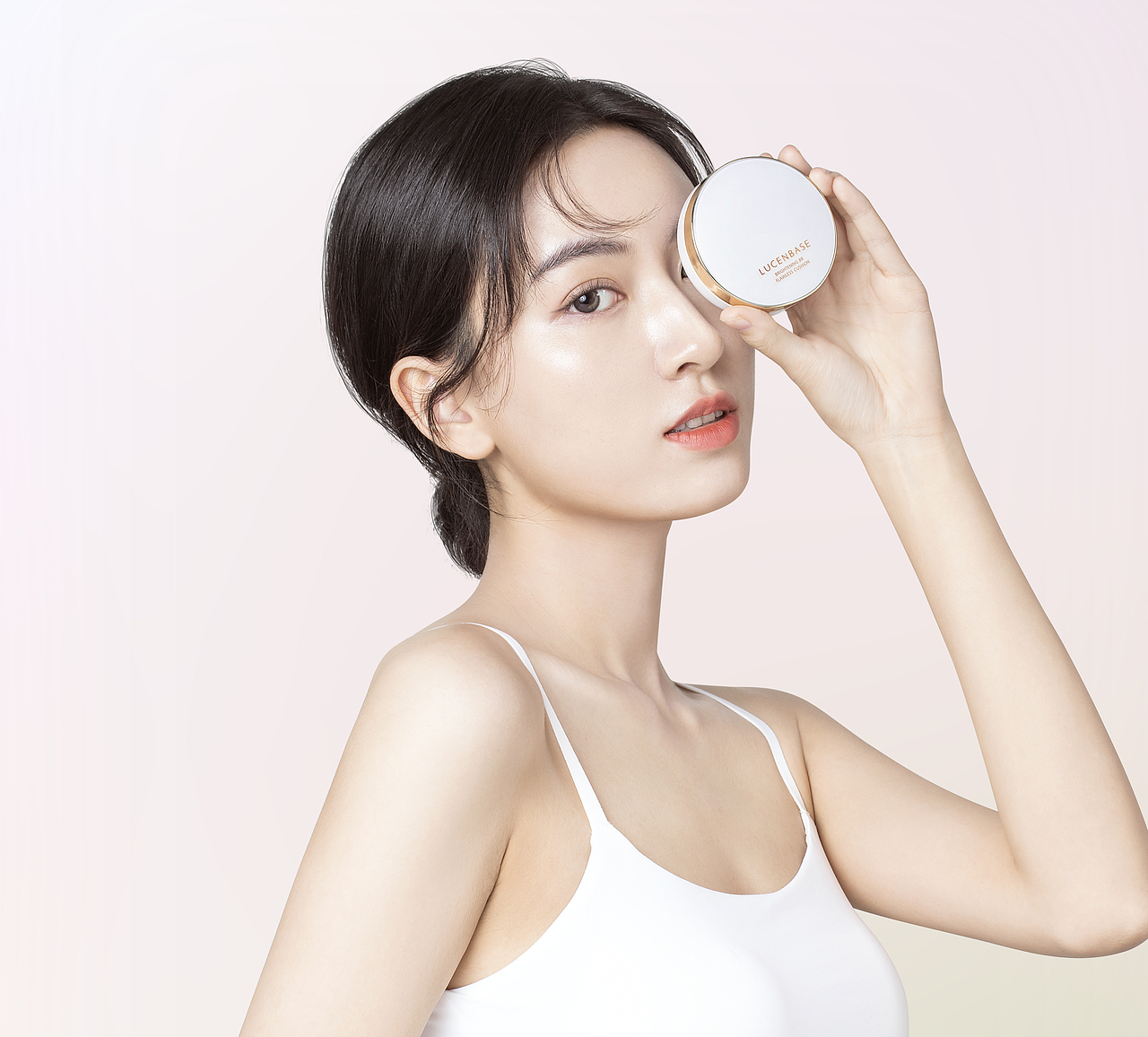 LUCENBASE光采无暇气垫BB霜（图ZMjgzODIwNzIw） - 人像摄影 - 站酷设计师整多几笼大包原创素材 - 站酷ZCOOL