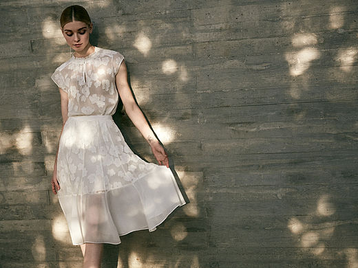 戶外拍攝/服裝/日常又舒適（個人主頁-ZNjc0NTE3ODA=） - 人像攝影 - 站酷設計師跨境電商攝影師原創(chuàng)素材 - 站酷ZCOOL