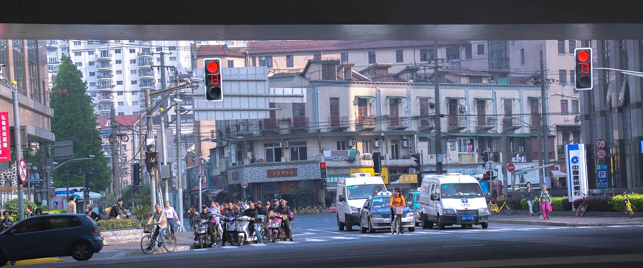 上海凌晨六点半