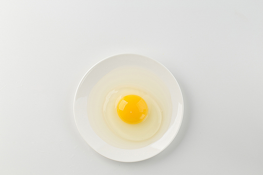 【DUEHOLM/都尔霍姆】有机鸡蛋，白底图静物（图ZMjEyNzA4NDg4） - 其他 - 站酷设计师摄影师葱花原创素材 - 站酷ZCOOL