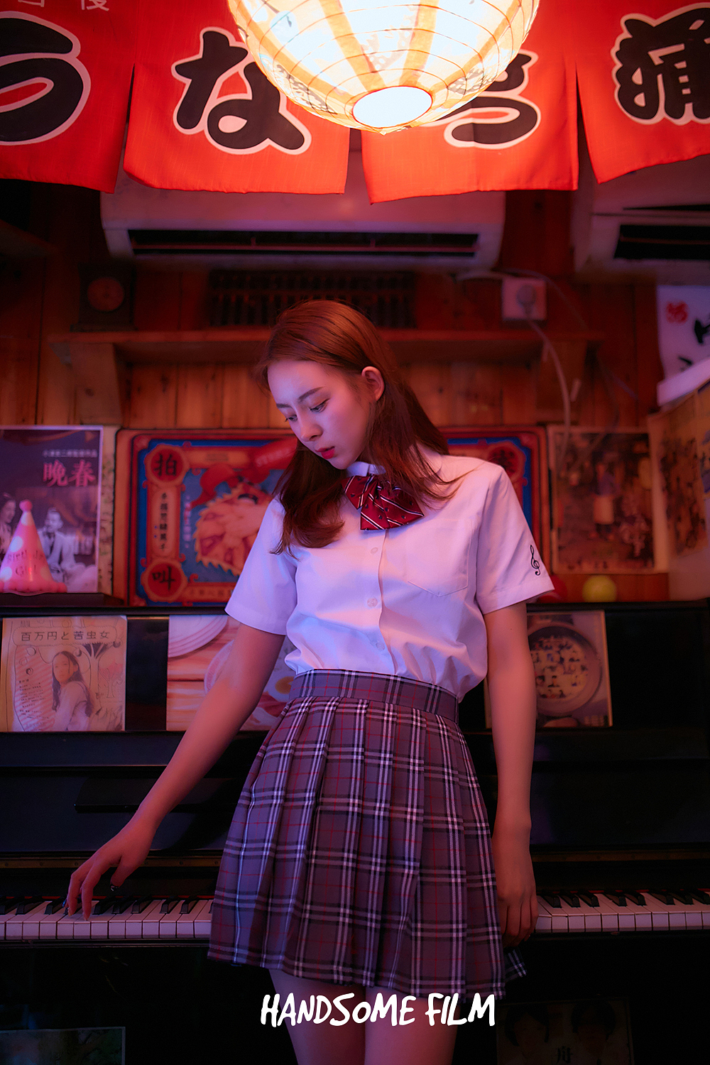 霓虹（图ZMTQ0MjYwMzg4） - 人像摄影 - 站酷设计师沈师傅么么茶原创素材 - 站酷ZCOOL