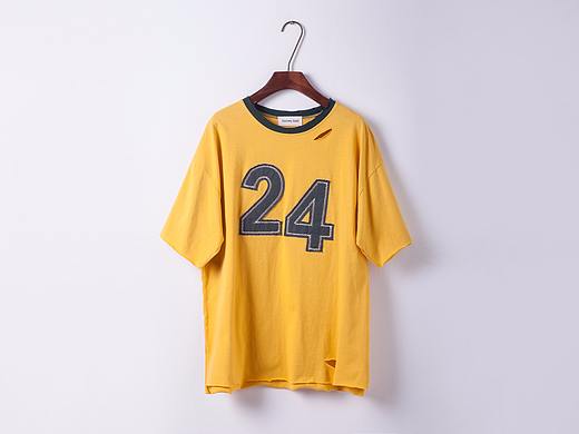 服裝掛拍（個(gè)人主頁(yè)-ZMzkyMjY0NTY=） - 產(chǎn)品攝影 - 站酷設(shè)計(jì)師誼生RASCAL原創(chuàng)素材 - 站酷ZCOOL