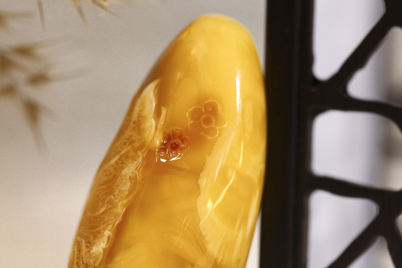 蜜蜡吊坠 电商摄影（图ZMTQyMTExNTA4） - 产品摄影 - 站酷设计师杨YQC原创素材 - 站酷ZCOOL