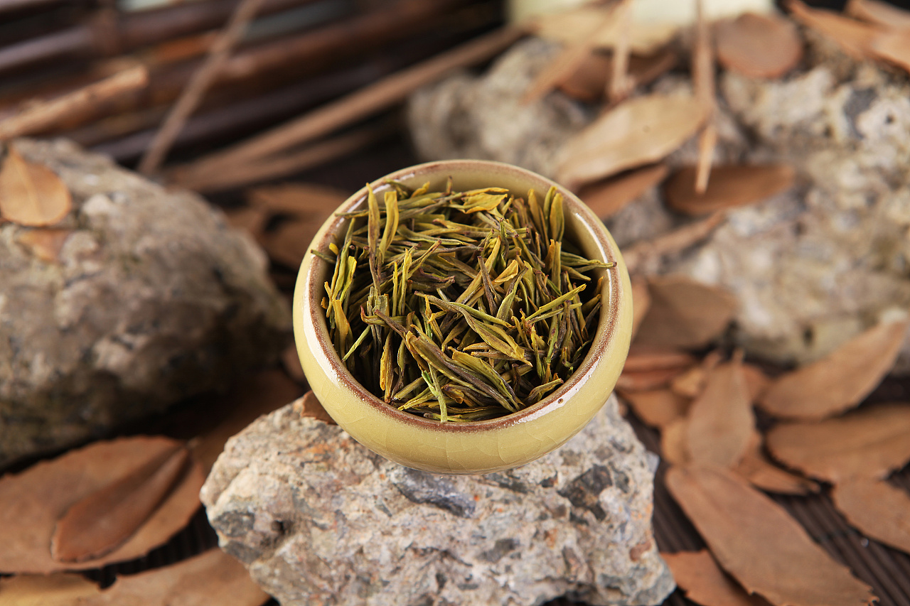 沉香树叶制作的沉香茶有什么功效