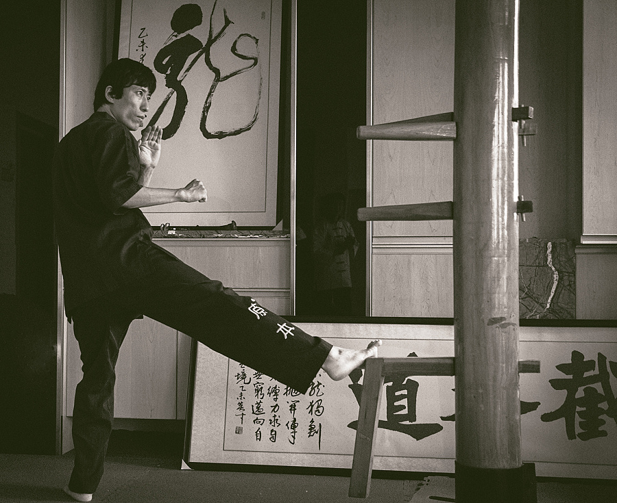 原创作品:以无法为有法,以无限为有限--截拳道