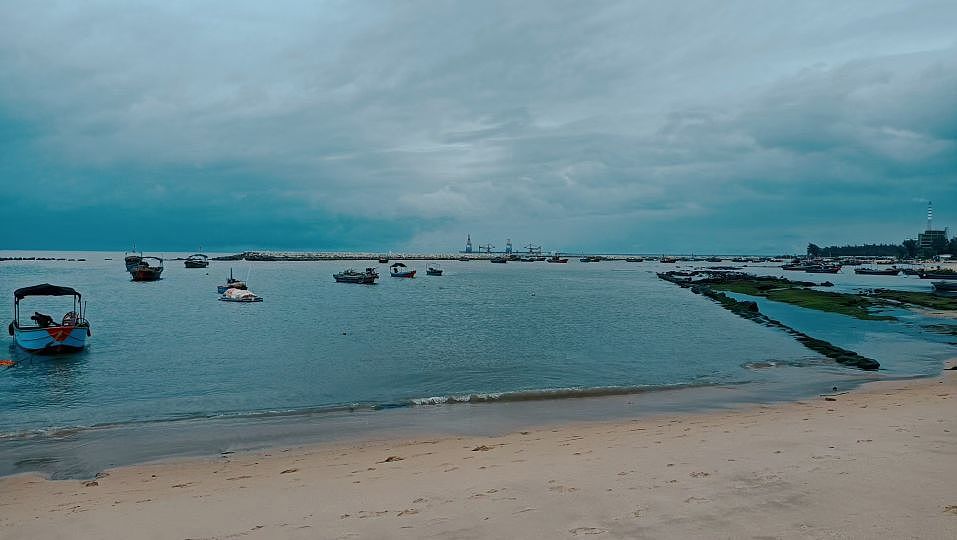 莺歌海小镇2022年1月春节环岛骑行