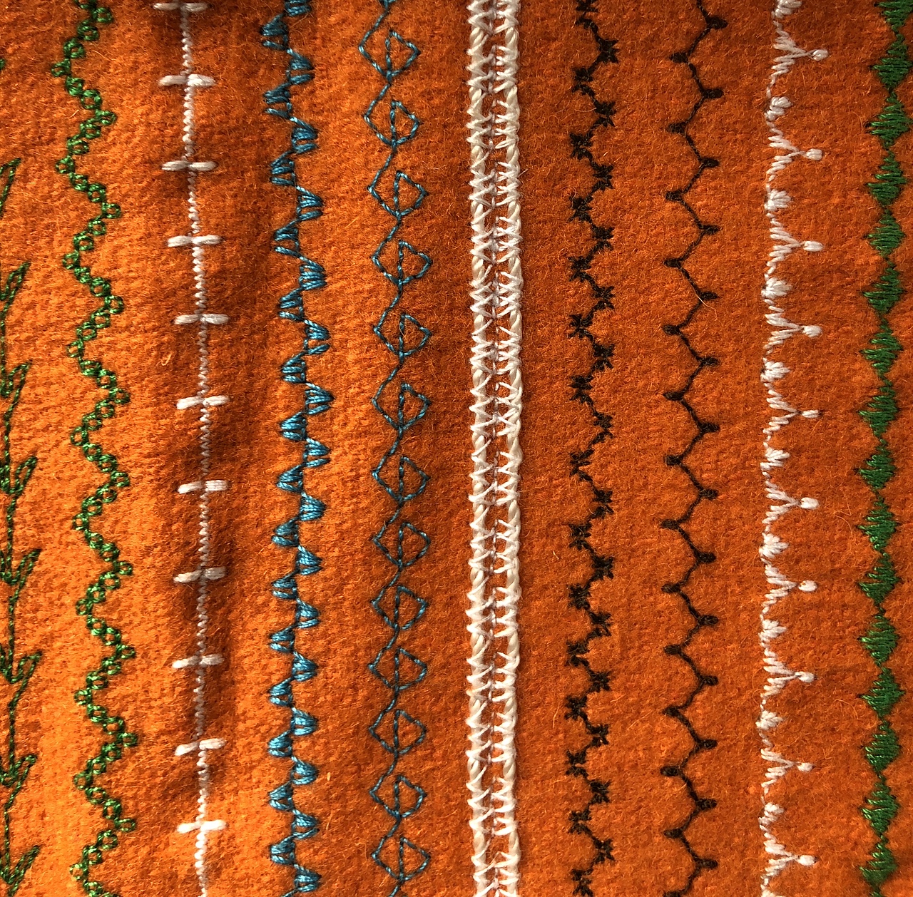 20u电脑花样机,电脑花样车,内置200多种花型