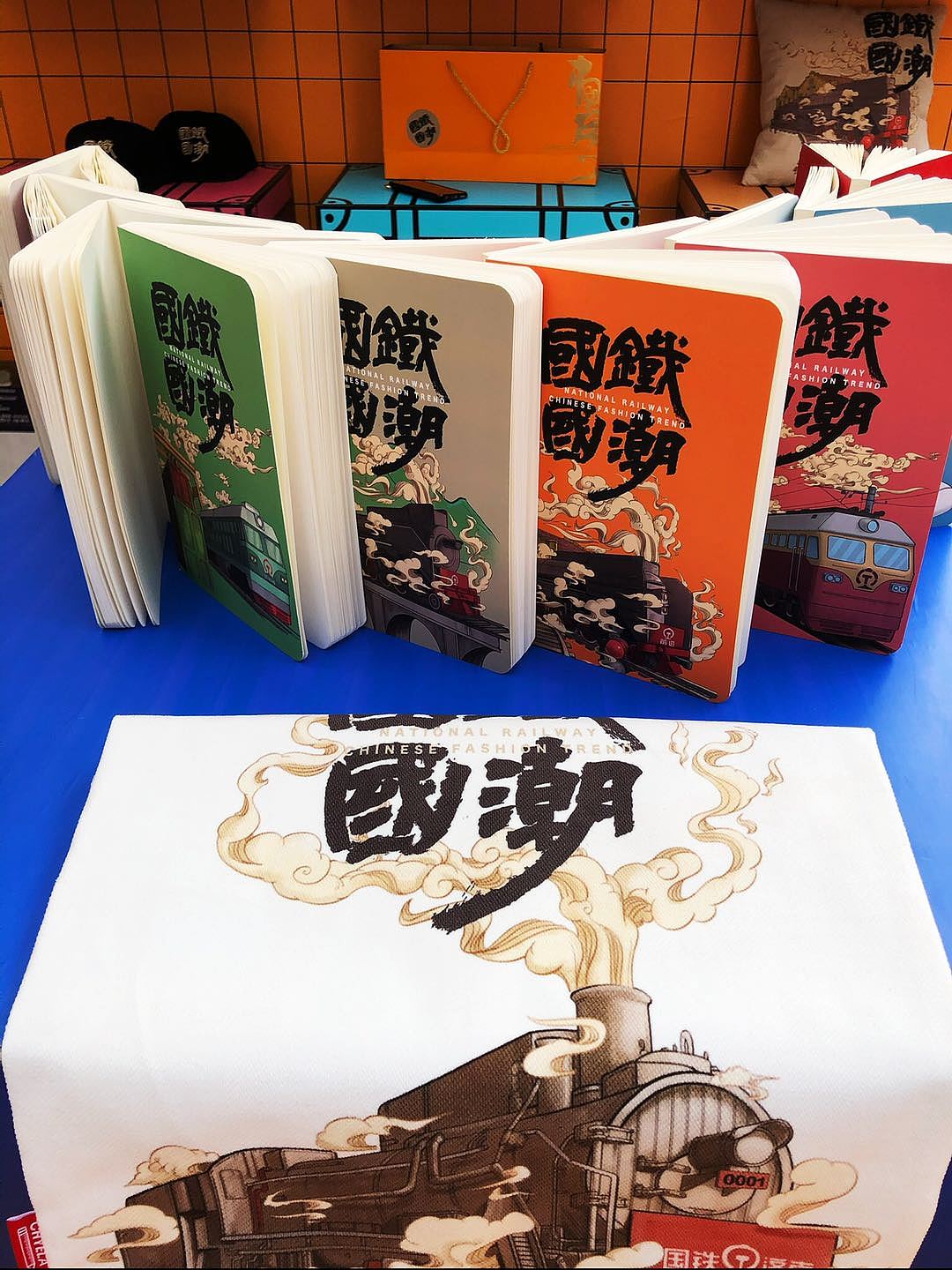 很多的地方没有来得及调整,之后会慢慢打磨,也算是一次新的尝试,毕竟不能太商业化