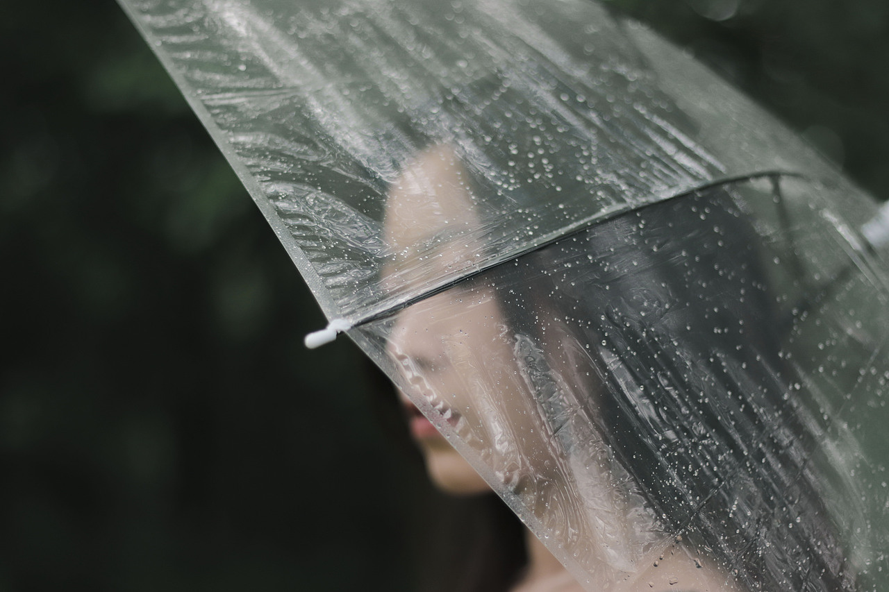 下午四点，树林尽头的长椅见（图ZMjYxNzU0MzE2） - 人像摄影 - 站酷设计师奶茶桶原创素材 - 站酷ZCOOL