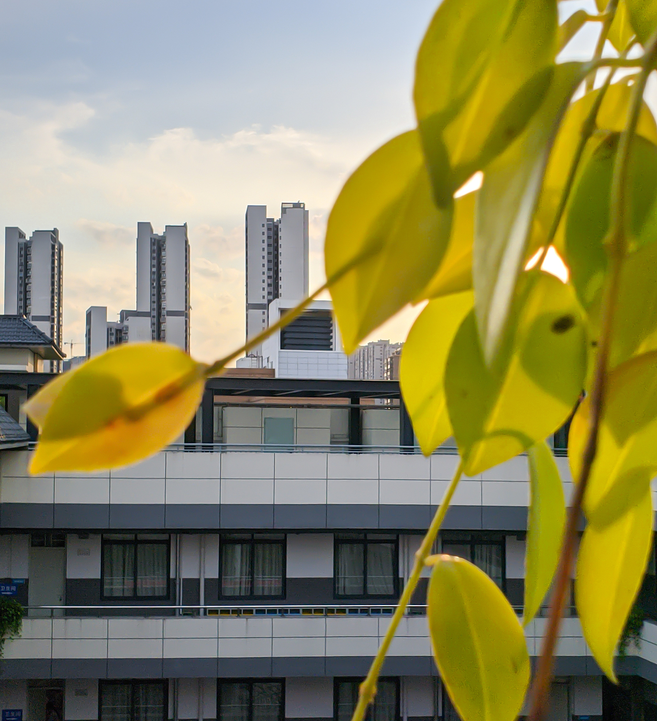 夕阳下的城（图ZMjE4NDg3MDM2） - 风光摄影 - 站酷设计师huangshize53原创素材 - 站酷ZCOOL