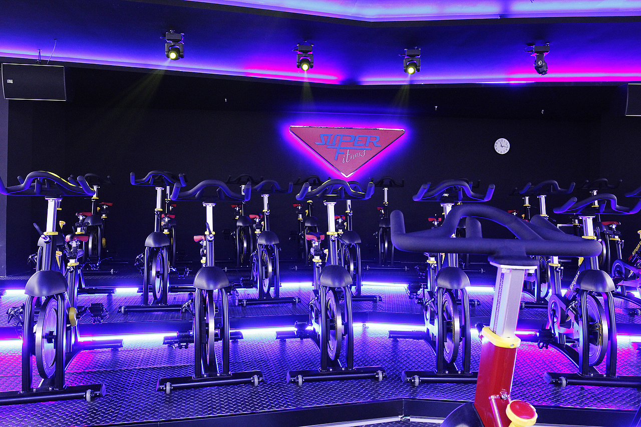 美国超级健身城市经典店空间设计