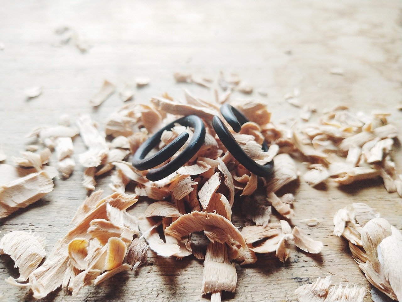 纯手工木质戒指 可定制（图ZMTIzODc3NzM2） - 首饰设计 - 站酷设计师吃鲸鱼的人l原创素材 - 站酷ZCOOL