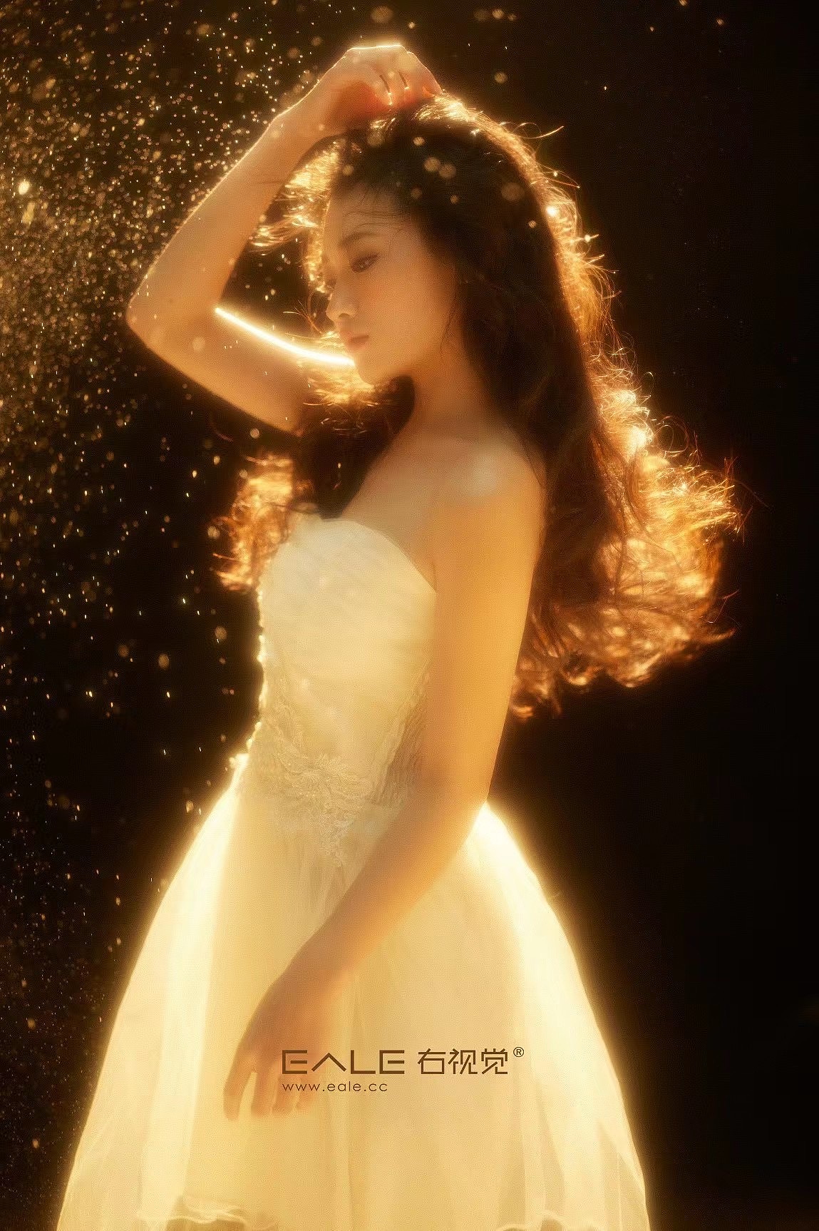 【右视觉摄影】发光少女[爱心][爱心]