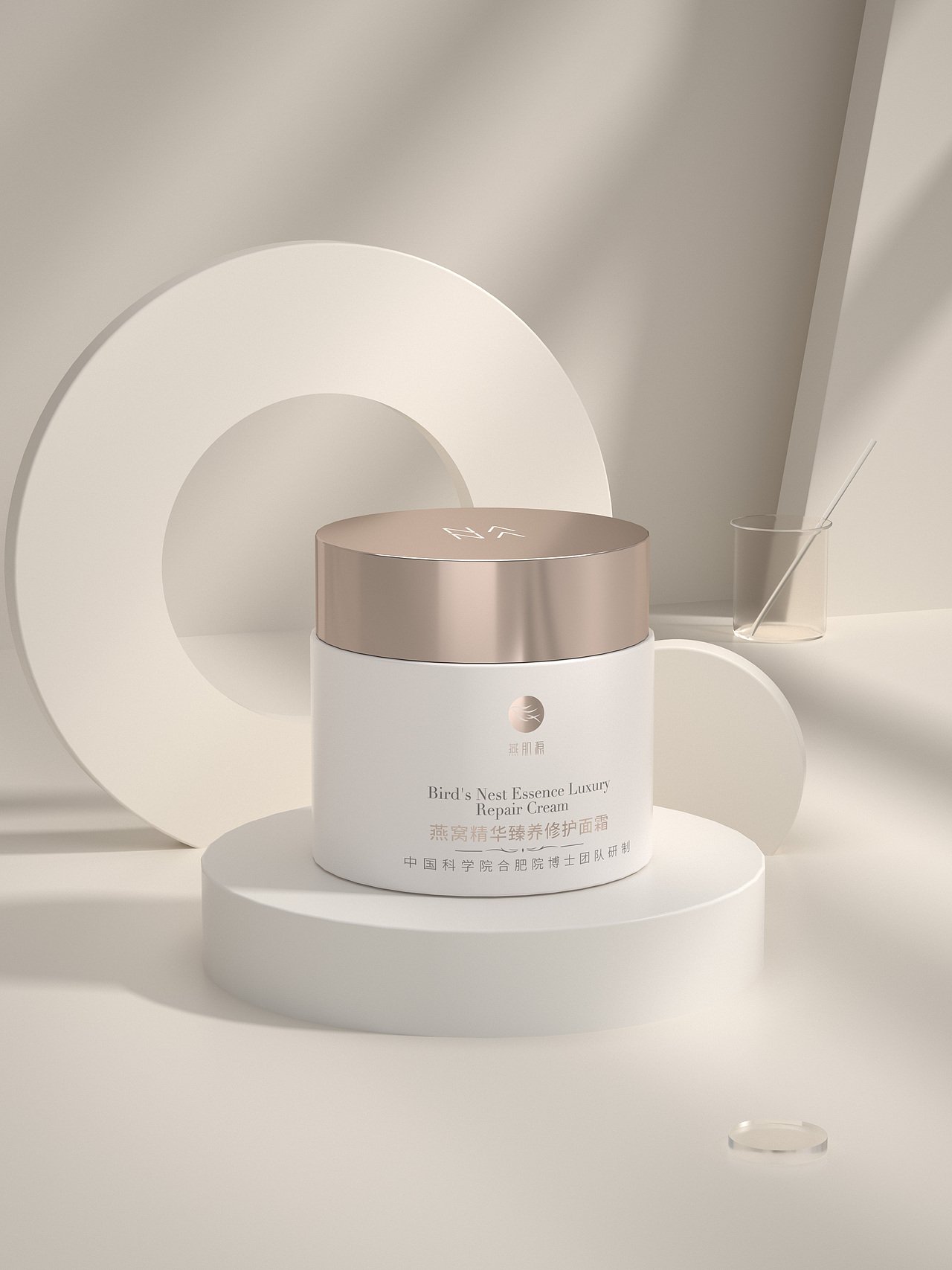 细化战术
开辟护肤品类新赛道<br><br>诞生于品类细分领域的功效型护肤品，如今在竞争新赛道上迎来了深度精细化要求。<br><br>根据前瞻产业研究院数据，2019年我国功能性护肤品的市场规模为740亿元， 预计到2025年将增长至1250亿元，未来五年仍保持较快发展。同时，消费群体变化和营销触达的加速，助力功能性护肤品需求加快释放。尤其在疫情爆发后，消费者对护肤产品安全性、有效性和针对性需求增强，为专业功能性护肤品牌提升市场占有率提供良好契机。