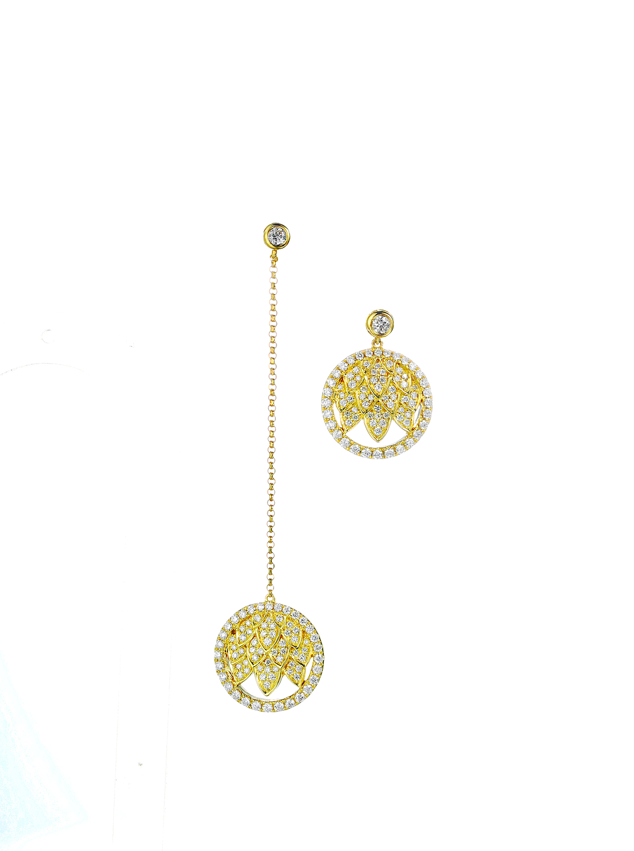 金属首饰白底拍摄