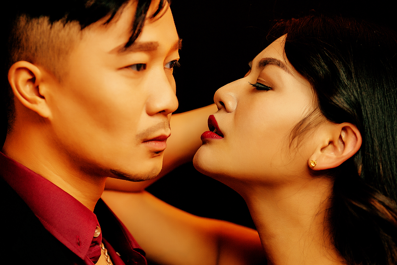 电影海报风格情侣写真