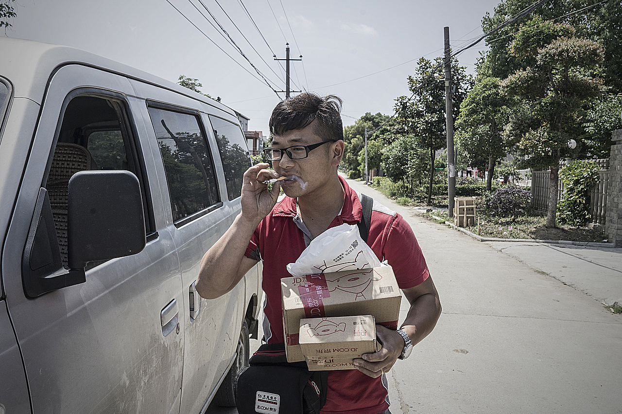 一组京东快递员