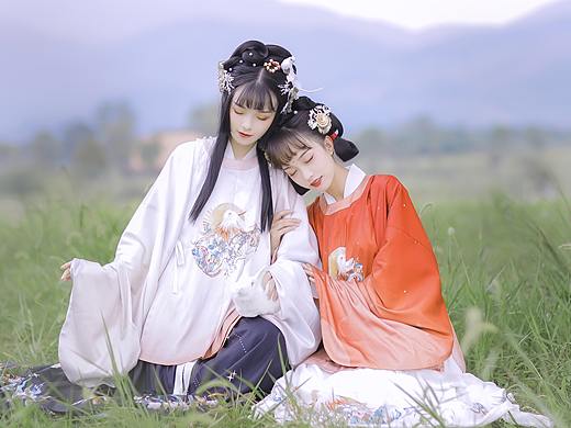 汉服设计-【幻色之境】